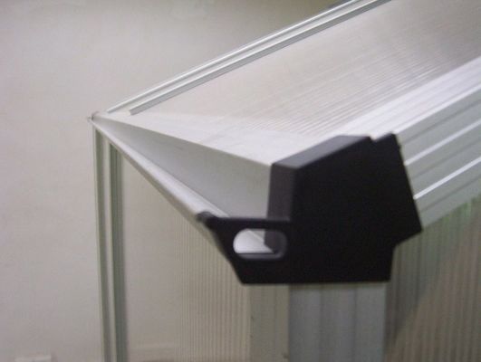 Middelgrote Aluminium Groentehuiswarmtebehandeld Drukbehandeld Houttype voor plantengroei