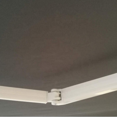 Handmatige zonnebeschermingsarm met PU-gecoate zeilafwerking en krommingsysteem