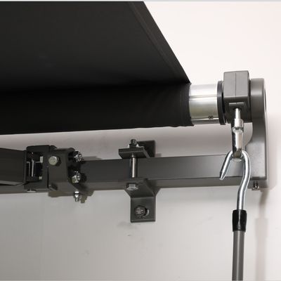 Balkonprivacy-schermdoeken met poedergecoate zeilbekleding en terugtrekbare arm